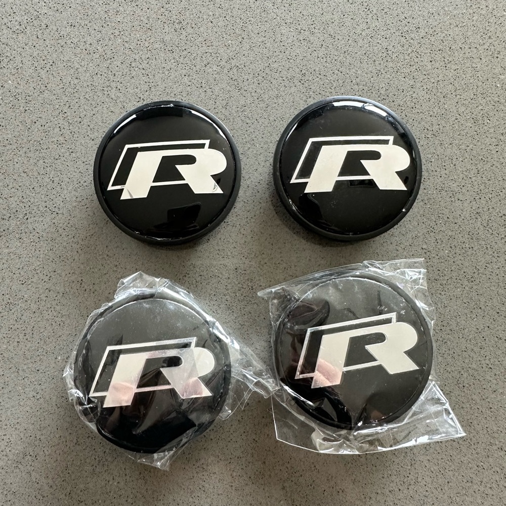 VW R-LINE CENTER WHEEL CAP CAPS